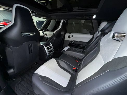 Used 2021 Land Rover Range Rover Sport SVR AWD/4WD image 27