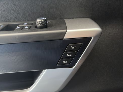 Used 2024 Toyota Sequoia Platinum AWD/4WD image 29