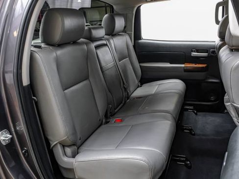 Used 2012 Toyota Tundra Limited w/ Memory Pkg AWD/4WD image 32