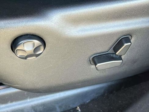 Used 2022 Dodge Durango R/T w/ Blacktop Package image 21