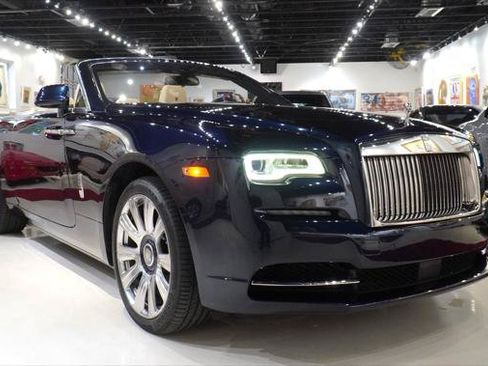 Used 2016 Rolls-Royce Dawn RWD image 1
