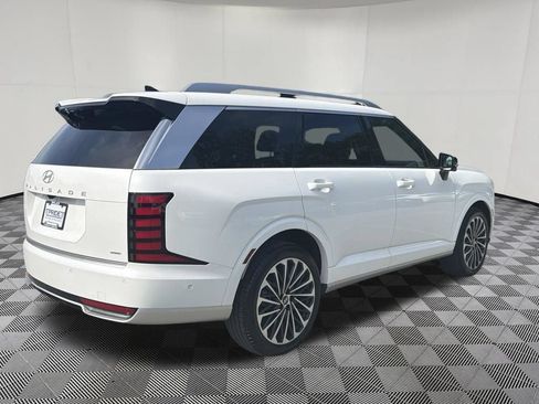 Used 2026 Hyundai Palisade Calligraphy AWD/4WD image 5