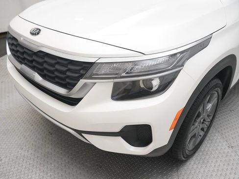 Used 2021 Kia Seltos LX AWD/4WD image 22