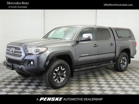Used 2017 Toyota Tacoma TRD Off-Road w/ Premium & Technology Package image 1