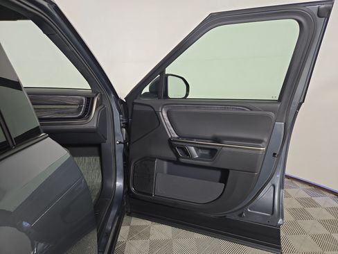 Used 2022 Rivian R1S Launch Edition Quad AWD/4WD image 18