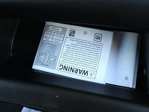 Used 2022 Chevrolet Malibu LT image 39