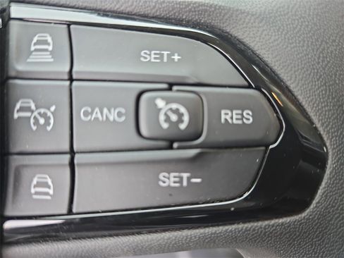 New 2026 RAM ProMaster 2500 w/ Convenience Group image 17