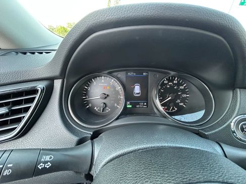 Used 2020 Nissan Rogue SL w/ Premium Package FWD image 10