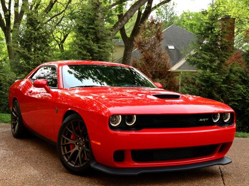 Used 2017 Dodge Challenger SRT Hellcat image 53