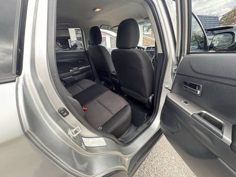 Used 2019 Mitsubishi Outlander Sport SE FWD image 44
