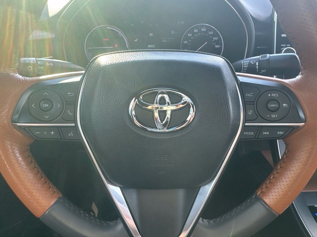 Used 2021 Toyota Avalon Limited w/ Advanced Safety Package FWD image 12