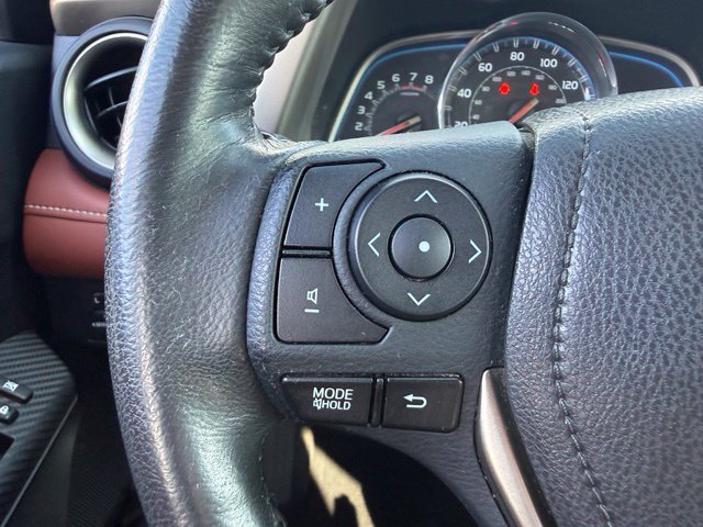 Used 2014 Toyota RAV4 Limited w/ Technology Package AWD/4WD image 18