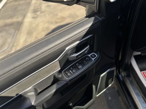 Used 2020 RAM 2500 Laramie AWD/4WD image 18