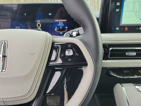 New 2026 Lincoln Aviator Reserve AWD/4WD image 25