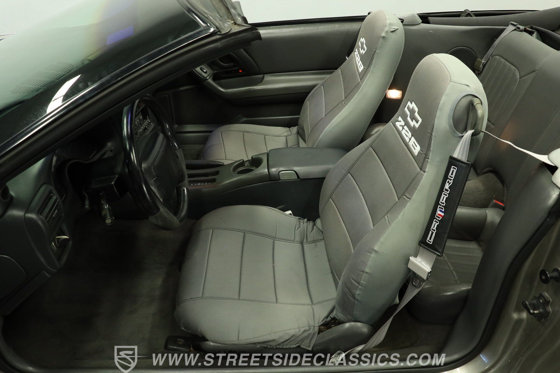 Used 1999 Chevrolet Camaro Z28 RWD image 35