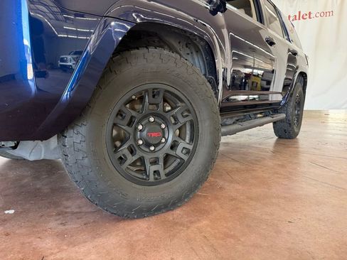 Used 2021 Toyota 4Runner SR5 Premium image 21