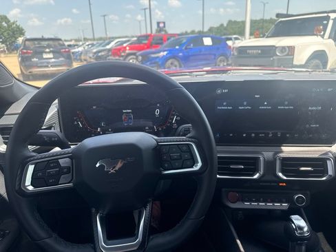 Used 2025 Ford Mustang Premium RWD image 11