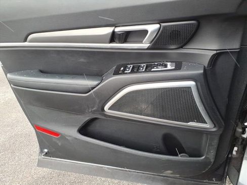 Used 2022 Kia Telluride S image 14