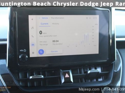 Used 2023 Toyota Corolla Cross XLE image 24