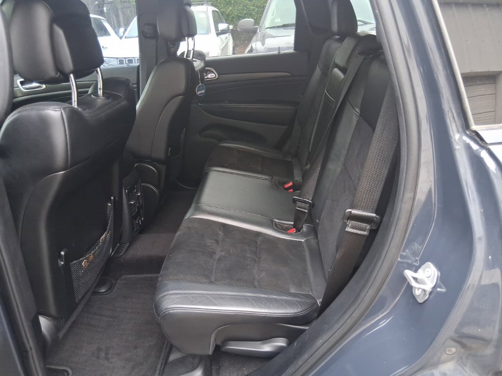 Used 2018 Jeep Grand Cherokee Altitude AWD/4WD image 17
