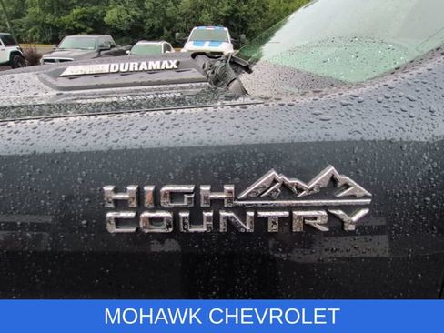 Used 2020 Chevrolet Silverado 2500 High Country w/ Technology Package AWD/4WD image 33