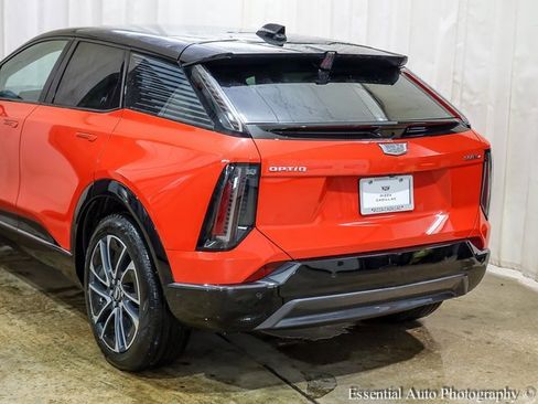New 2026 Cadillac Optiq Sport 1 image 6