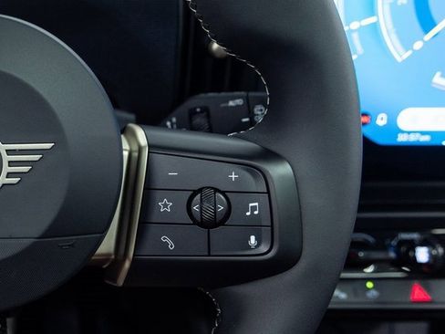 Certified 2025 MINI Cooper S image 18