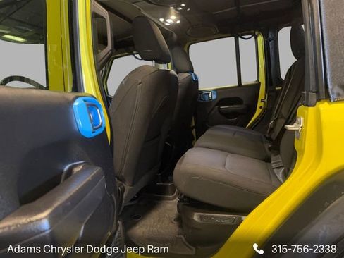 Used 2023 Jeep Wrangler Unlimited w/ Cold Weather Group image 11