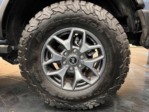 Used 2024 Ford Bronco Badlands image 17
