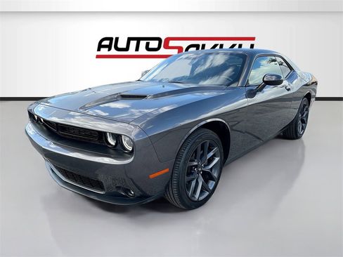 Used 2023 Dodge Challenger SXT w/ Blacktop Package image 3