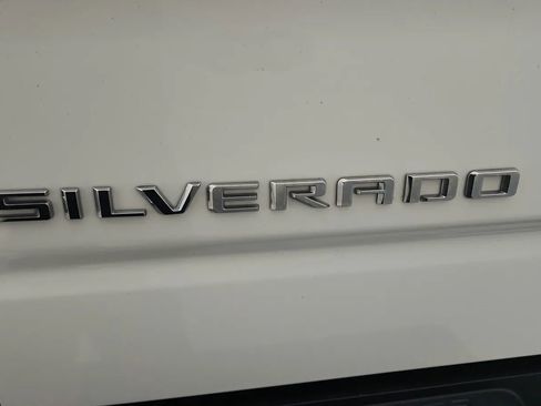 Used 2019 Chevrolet Silverado 1500 LTZ w/ LTZ Premium Package image 42