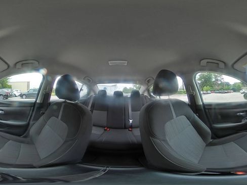 Used 2025 Nissan Sentra SV FWD image 39