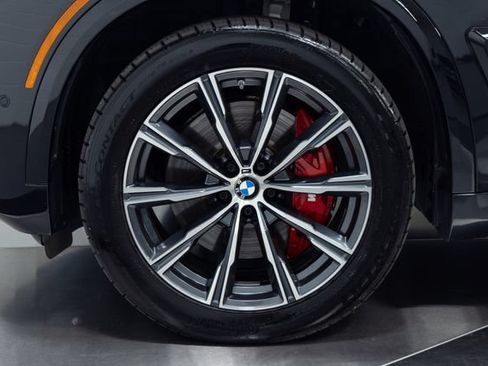 Certified 2024 BMW X5 xDrive40i w/ M Sport Package AWD/4WD image 25
