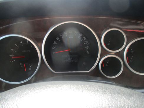 Used 2008 Toyota Sequoia Limited RWD image 23