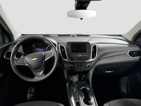Used 2024 Chevrolet Equinox LT FWD image 17