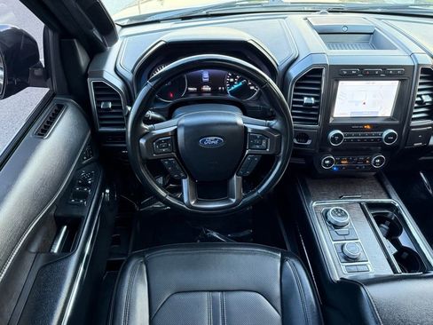 Used 2021 Ford Expedition Limited image 32