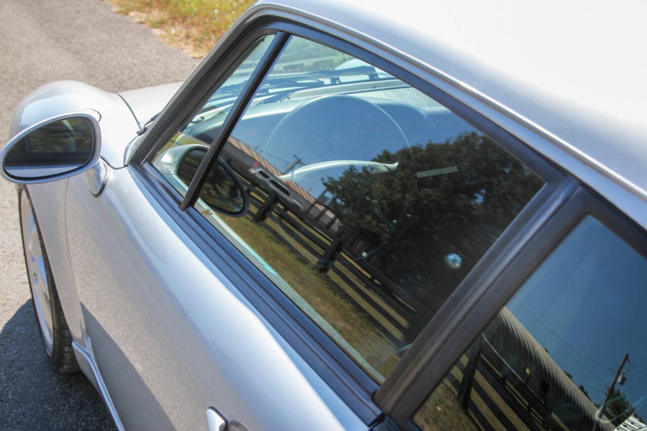 Used 1996 Porsche 911 GT3 RS image 48