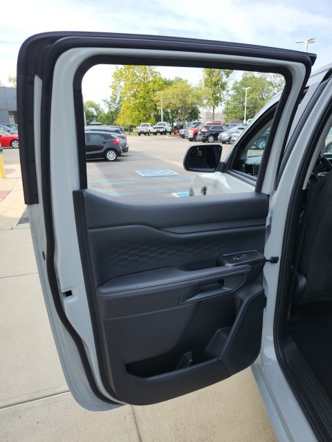 New 2026 Ford Ranger XLT w/ Equipment Group 301A High AWD/4WD image 33