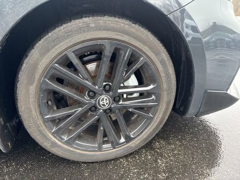 Used 2025 Toyota Camry SE image 6