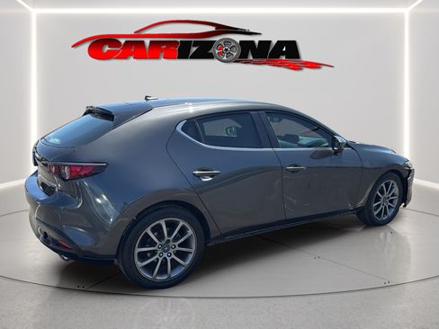 Used 2019 MAZDA MAZDA3 Hatchback w/ Preferred Package FWD image 5