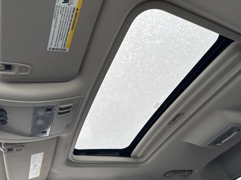 Used 2010 Chevrolet Silverado 1500 LTZ w/ Convenience Package image 20