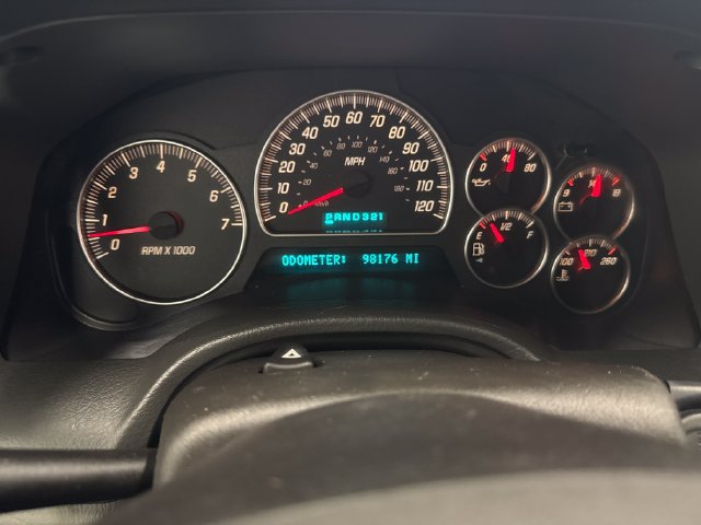 Used 2004 GMC Envoy XL SLT w/ 1SD Preferred Equipment Group AWD/4WD image 16