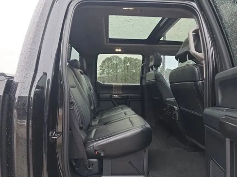 Used 2019 Ford F250 Lariat w/ Lariat Ultimate Package AWD/4WD image 48