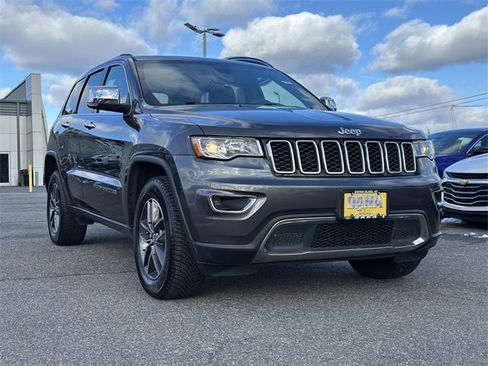 Used 2018 Jeep Grand Cherokee Limited image 49