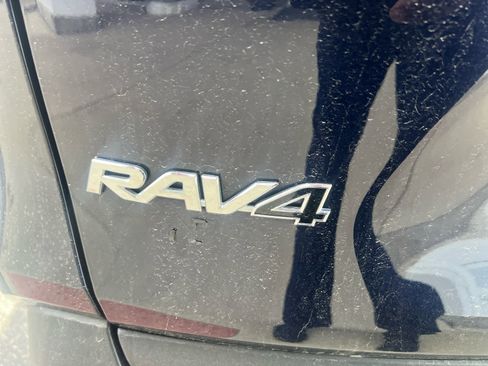 Used 2020 Toyota RAV4 XLE w/ All Weather Liner Package image 15