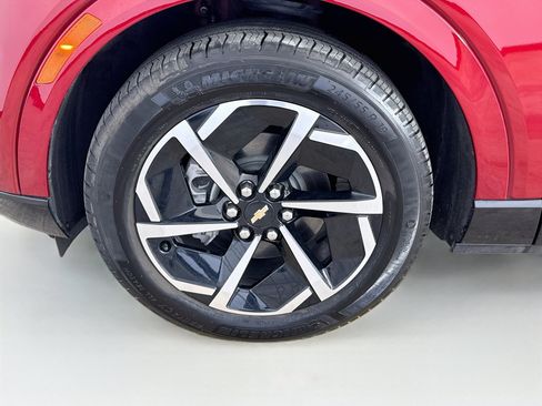 Used 2025 Chevrolet Equinox EV LT w/ Convenience Package FWD image 33