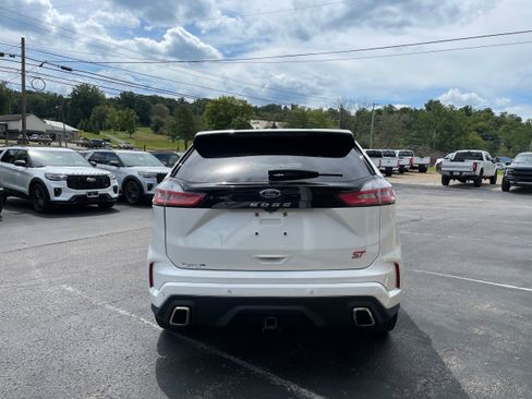Certified 2023 Ford Edge ST AWD/4WD image 6