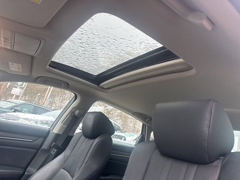 Used 2018 Honda Accord EX-L image 17