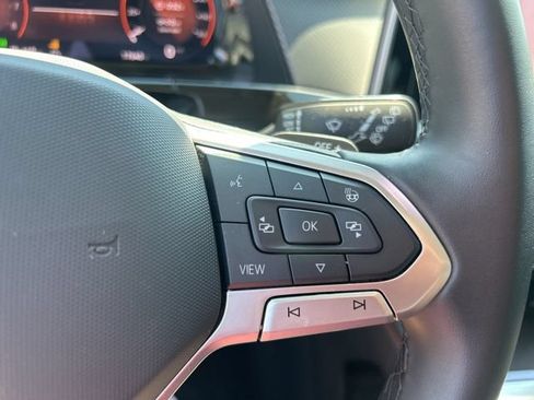 Used 2025 Volkswagen Atlas Peak Edition SE AWD/4WD image 19