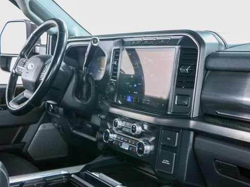 Used 2024 Ford F450 Lariat w/ Lariat Ultimate Package AWD/4WD image 28
